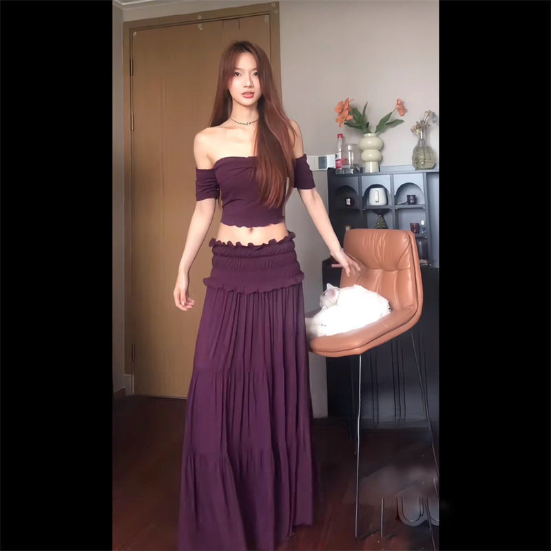 [Cream Winnie]Atasan Satu Bahu Ramping Berlipat Lembut dan Seksi Retro Rok Setengah Panjang Pinggang