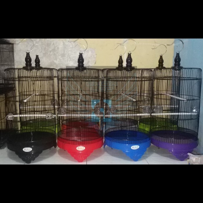 Sangkar Lovebird Kubah Datar Besi Hitam Tebok Warna