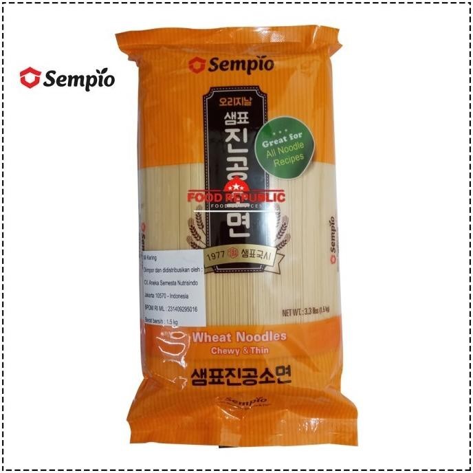 

SEMPIO WHEAT NOODLE CHEWY & THIN 1.5 KG MI KERING KOREA HALAL