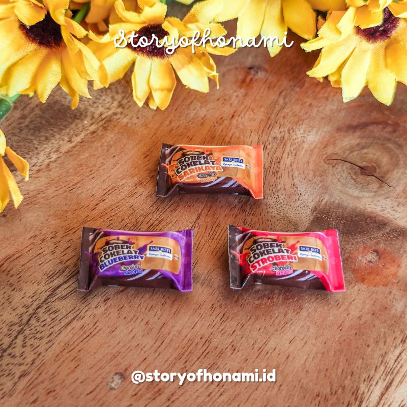 MINIATUR 1:12 SARI ROTI ROTI SOBEK (2.5 x 1.6 x 0.7 cm) BREAD LOAF COKLAT STROBERI MAKANAN NENDOROID