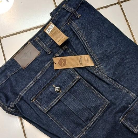 Celana Dek Cargo Bahan Jeans Kantong Samping Pria