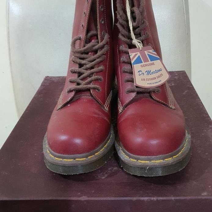 

DOCMART MIE MADE IN ENGLAND OXBLOOD SIZE 9UK