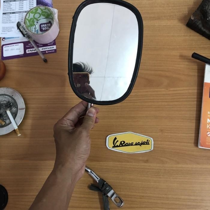 Spion vespa KDC bagin kanan untuk vespa super sprint bajaj ps px Original