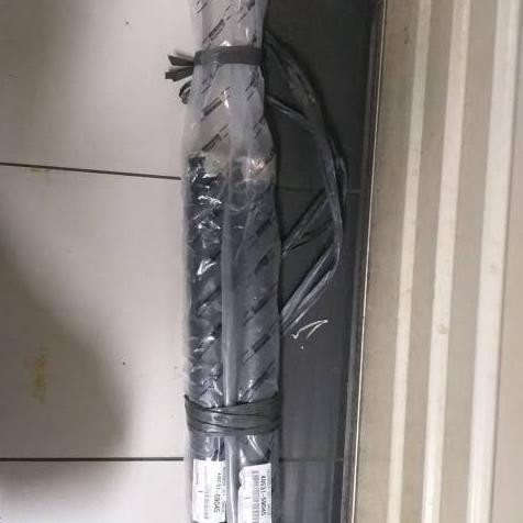 

Special Price!! Shock Breaker Belakang Alphard Anh10 Mnh10 Anh15 Mnh15 1Set
