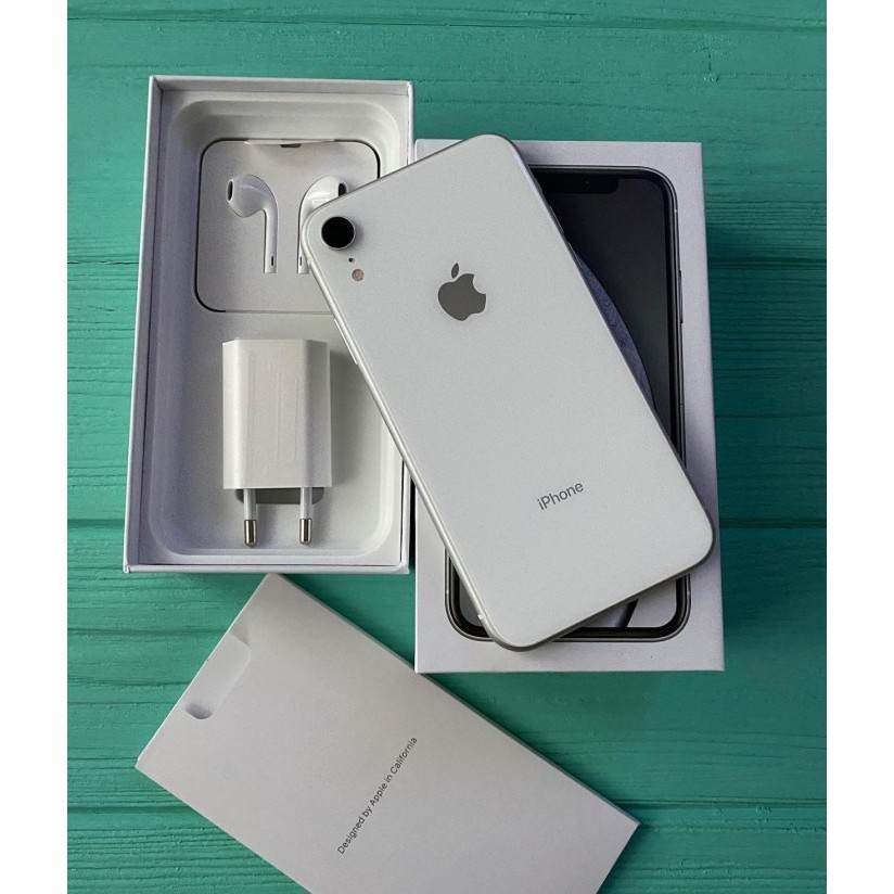 iPhone XR White 256 GB imei resmi terdaftar kmenperin, sinyal aktif all operator. Garansi imei perma