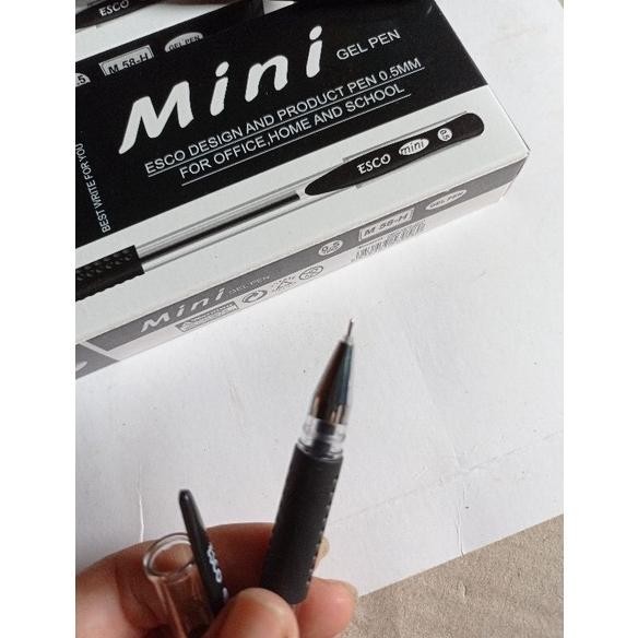 

Cuci Gudang (Isi 12pcs) Pulpen Gel Esco Mini RB RedBlue 0.5mm Tinta Hitam Murah Grosir Lusin Alat Tulis Sekolah Kantor Premium