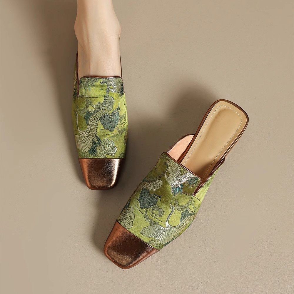 Sandal Wanita Hak Tinggi, Sandal Muller Wanita Bordir, Hak Pendek, Sandal Muller dengan Rok