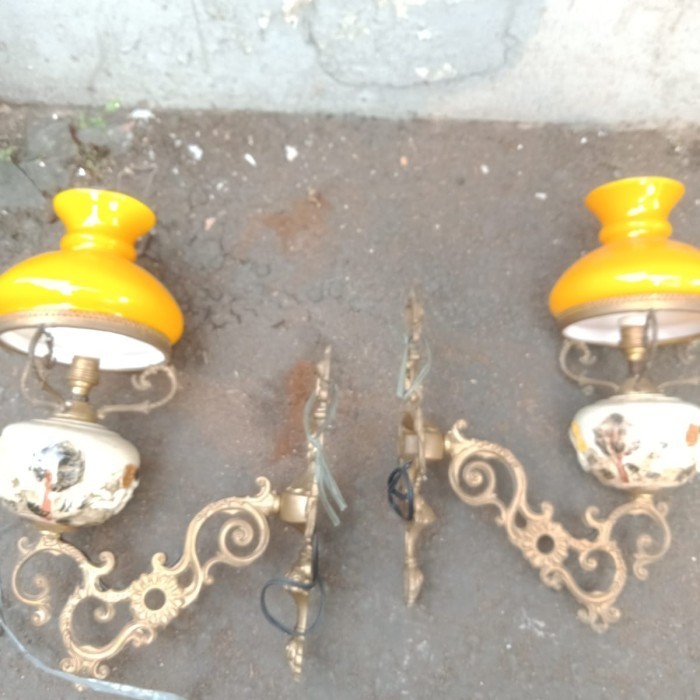 Lampu Dinding Antik Italy