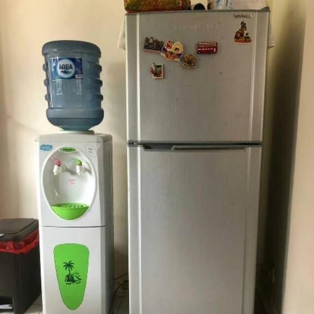 RAK KULKAS LEMARI ES TOSHIBA GLACIO 2 PINTU CUSTOM