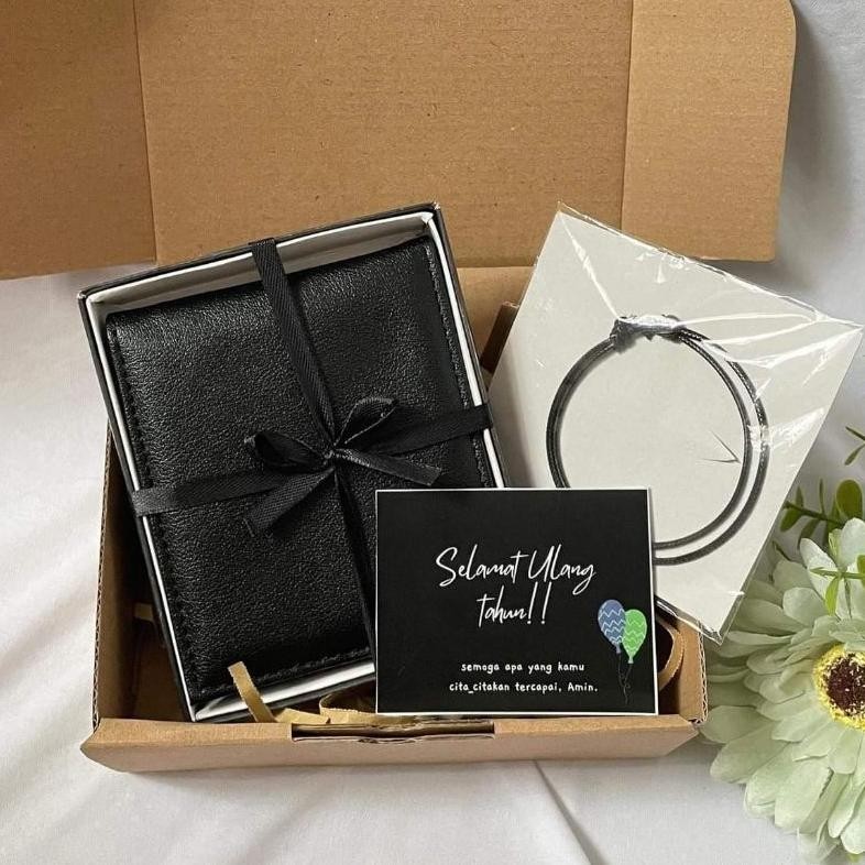 

VE29 [BISA COD] GRATIS PAPER BAG | GIFTBOX COWOK KADO ULANG TAHUN GRATIS PAPER BAG MURAH PREMIUM Termurah