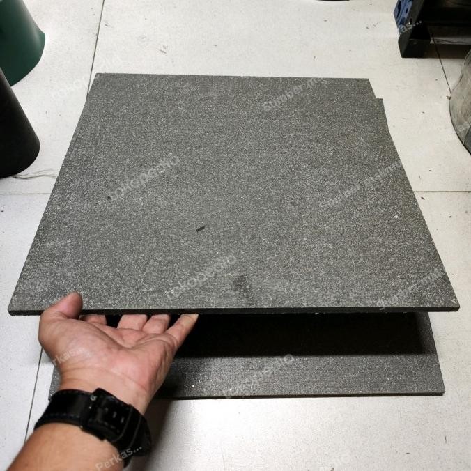 

Kampas Rem Lembaran ( Brake Lining Sheet Perodo ) 15Mm X 45Cm X 45Cm