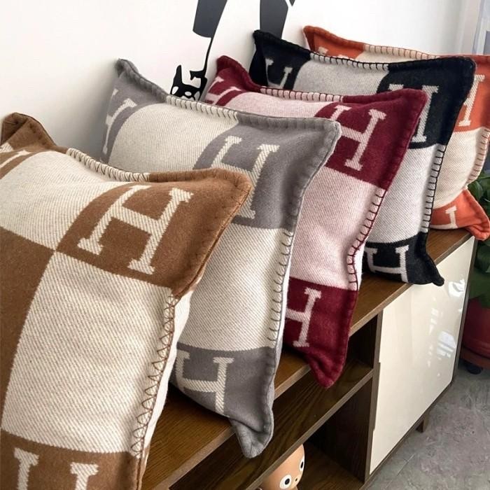 Bantal Sofa Branded / Sarung Bantal Sofa Hermes / Sofa Cushion Cover