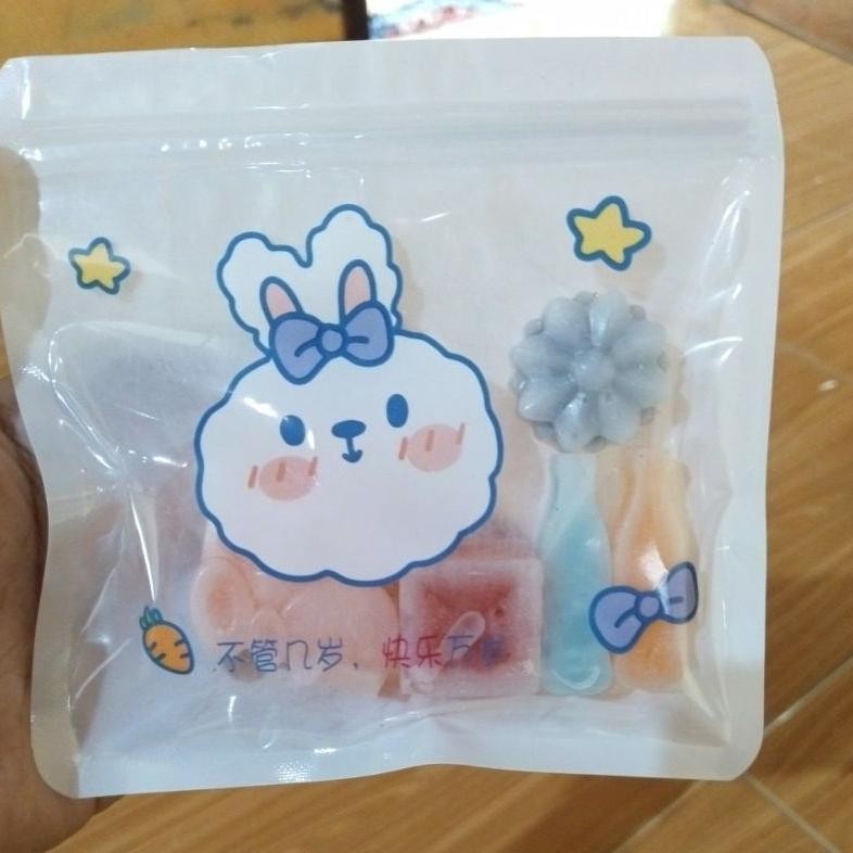 

rwet-23 [ SIAP KIRIM ] qila candy waxbatle paket ekonomis Hemat