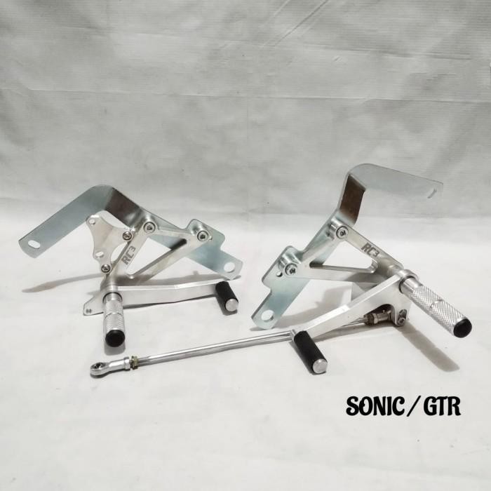 FOOT STEP UNDERBONE RC3 SONIC 150 / SUPRA GTR 150 Import