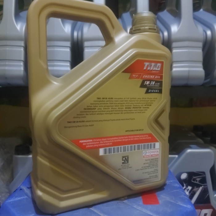 oli mesin toyota tmo diesel 5w-30 4liter original - engine oil