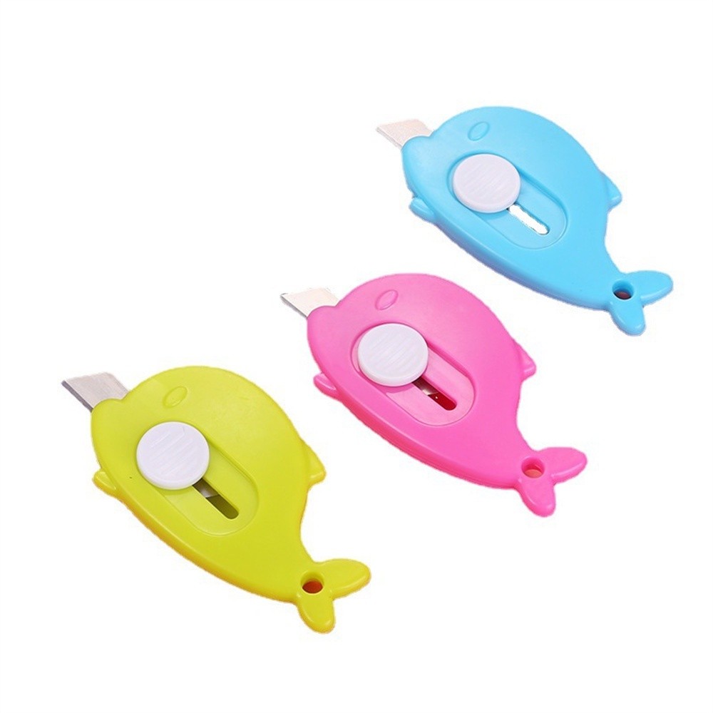 

Pisau Cutter Mini Model Awan & Dolphin Alat Bantu Potong Kertas Plastik Unboxing Paket Perlengkapan