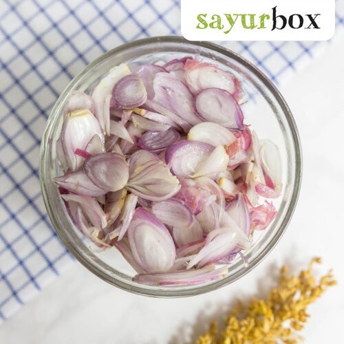 

Ijo-Ijo Kitchen Bawang Merah Slice 100 gram Sayurbox