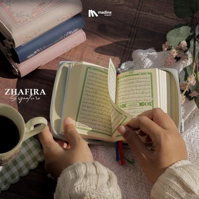 

Al-Quran Madina Saku Zhafira Signature Pocket Cover Kain Cantik