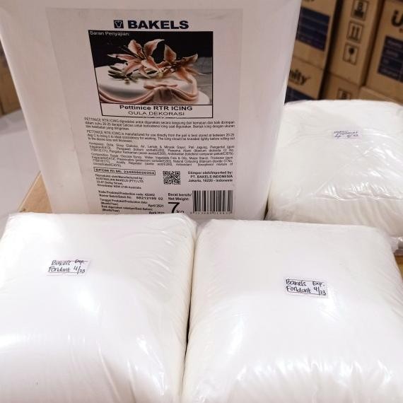 

Bakels Fondant Putih 1Kg Kemasan Repa