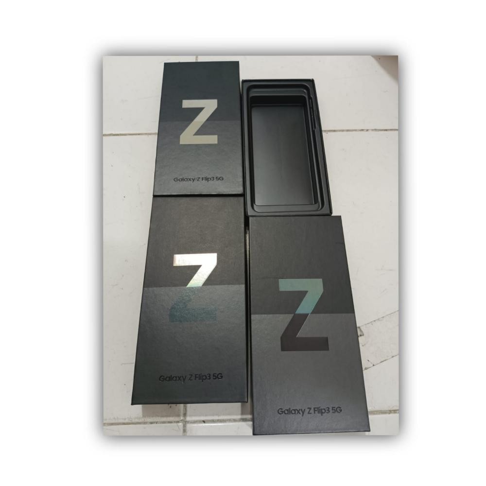 

Terlaris Dus Box Samsung Z Flip 3 Fulsett Acc !! Super Sale