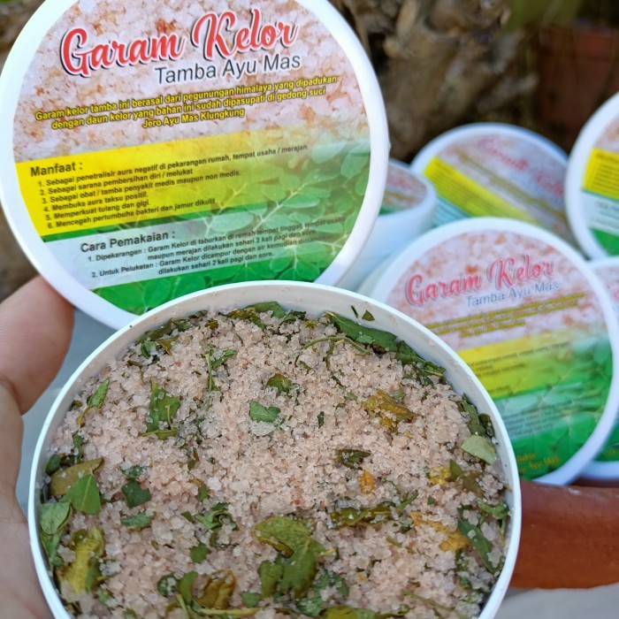 

Garam Kelor Penyengker Pekarangan - Adelineez