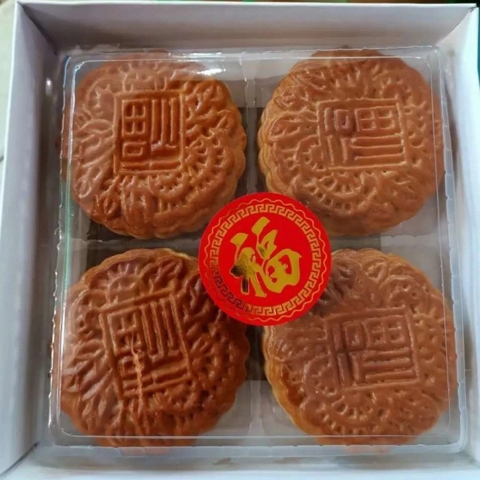 

Makaupia Telur Asin / Kue Bulan Telur Asin / Moon Cake Pontianak
