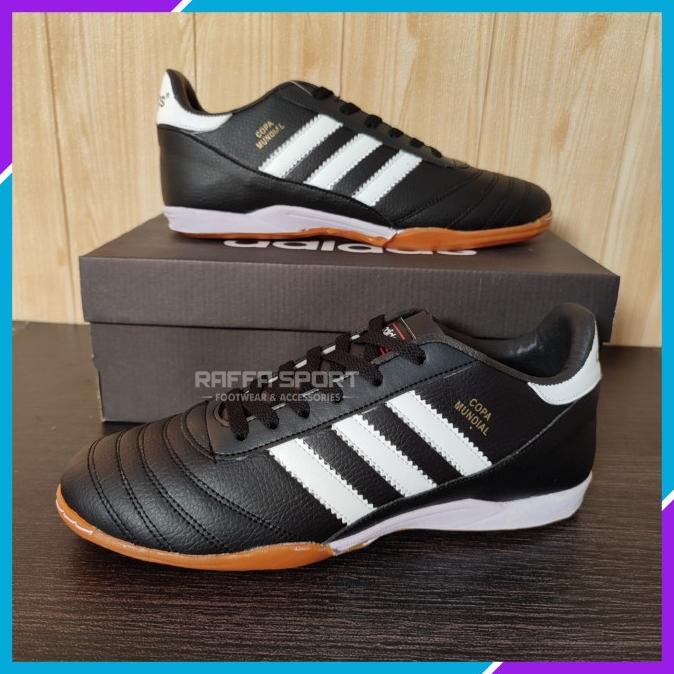 Sepatu Futsal Adidas Copa Mundial