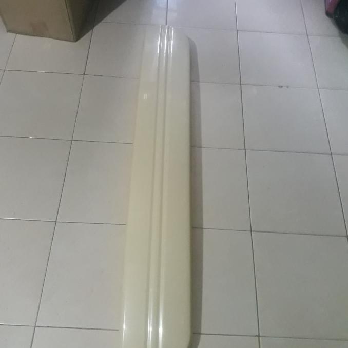 Moulding Bagasi Kijang Krista