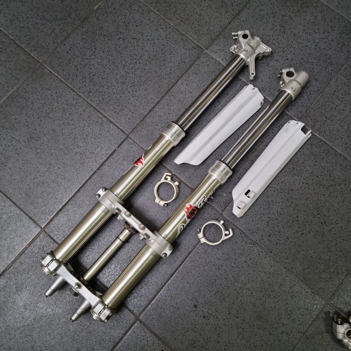 {Bekas} shock depan usd Yamaha YZ 125cc - Tidak Limited