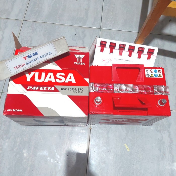 Aki Accu Mobil Basah 65D26R-NS70 NS70 12V 65Ah Asli Original Yuasa terlaris