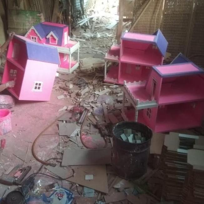 Murah/ Rumah Barbie Besar