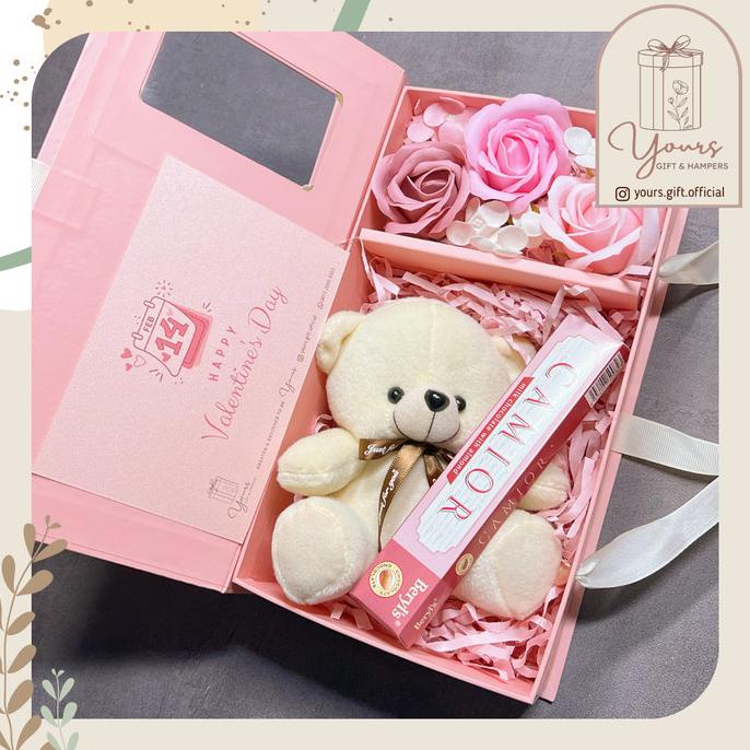 

hadiah coklat valentine hampers kado gift wisuda ultah