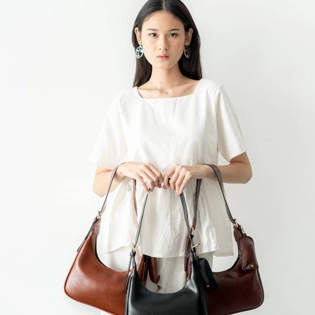 Diskon Reni Bag Inisial Nama Dark Brown ✶