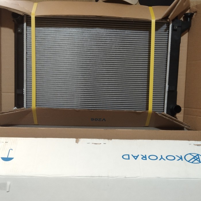 Radiator Toyota Wish Matic Metik