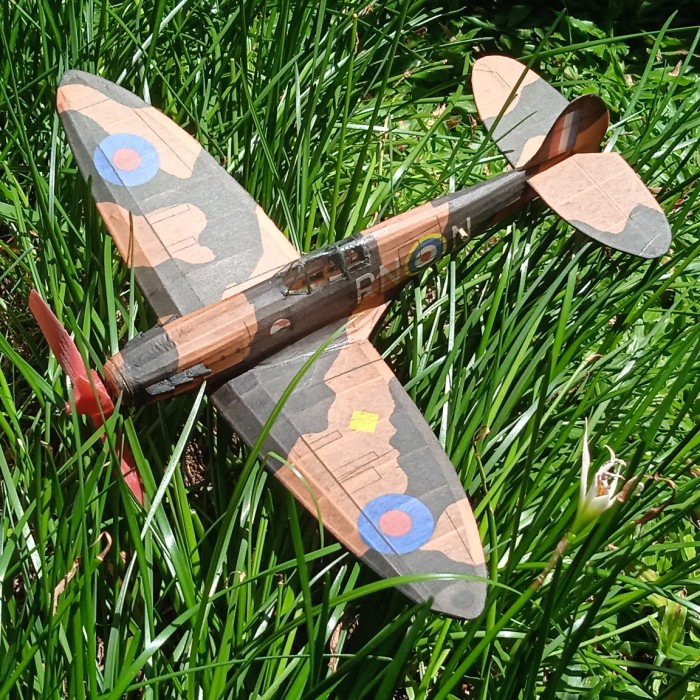 Bestseller Kit Pesawat Tenaga Karet Spitfire Mk1A 1/24