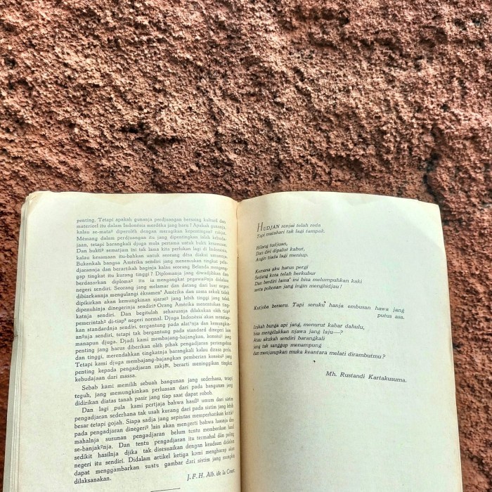FLASH SALE PUDJANGGA BARU TAHUN 1949 96 HALAMAN HARGA 125.000 TERMURAH