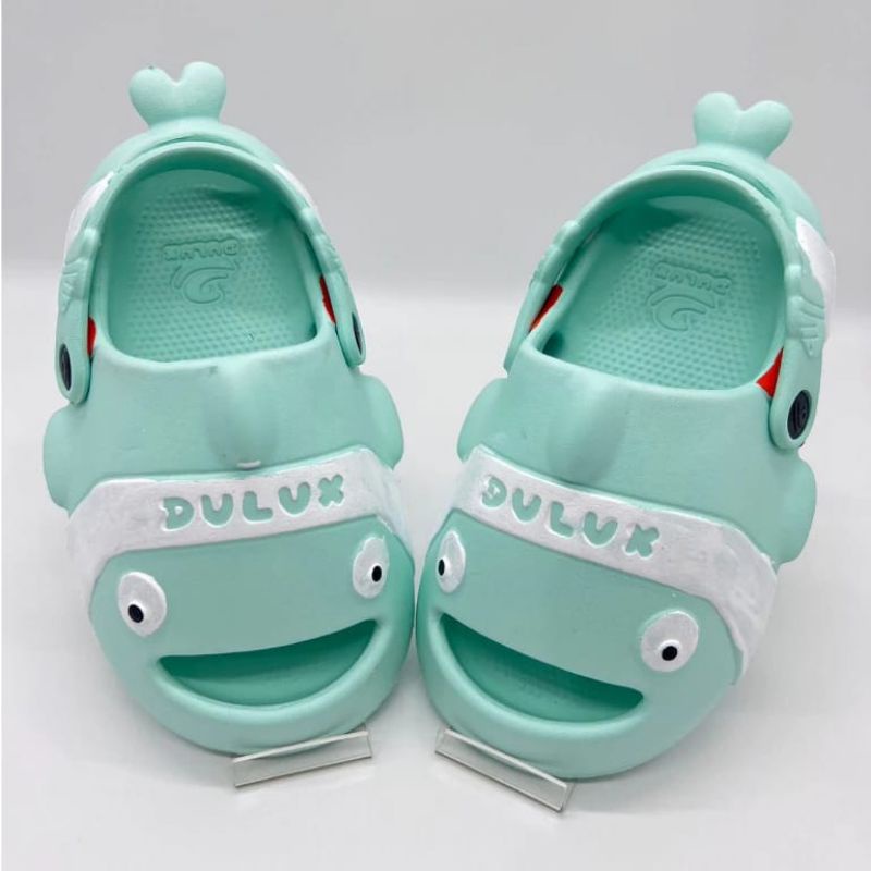 sendal slop anak ikan nemo