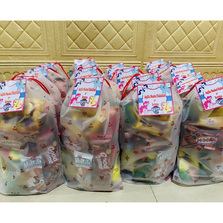

Terbaru 12.12 Snack Ulang tahun Anak Bingkisan Hampers gas !!