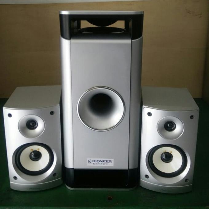 Speaker & subwoofer pioneer