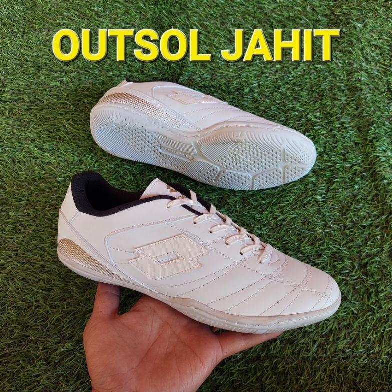 Sepatu Futsal Loto. Sepatu Futsal Sol Jahit Viral 