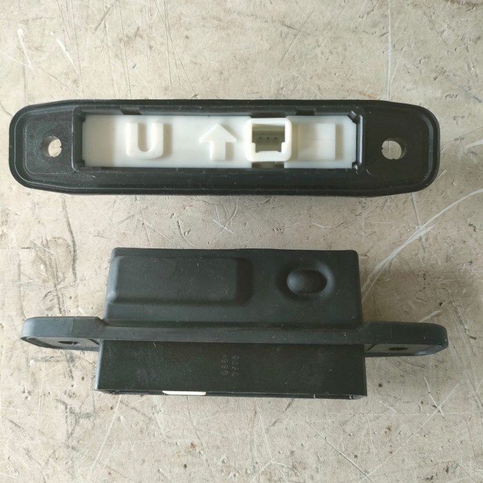 ✅Termurah Switch Handle Pintu Bagasi Fortuner Vrz Srs Sienta Yaris Original Limited