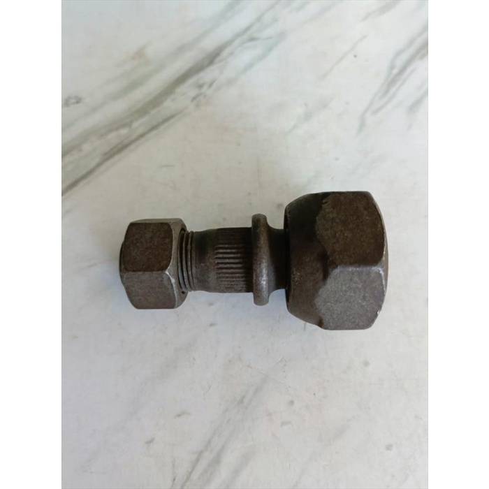 Baut Roda Hub Bolt Truk Dutro Dyna HT Rino 14B Depan Kiri NSM terbaik