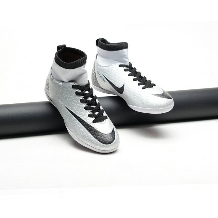 SEPATU FUTSAL ANAK NIKE MERCURIAL CR7 SILVER LIST BLACK