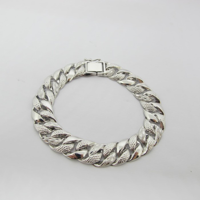 Mei Rantai Tangan Gelang Tali Emas Asli Kadar 75% 750 8 Gr Sisik