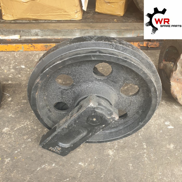 WSPS IDLER KOMATSU PC40 PC50