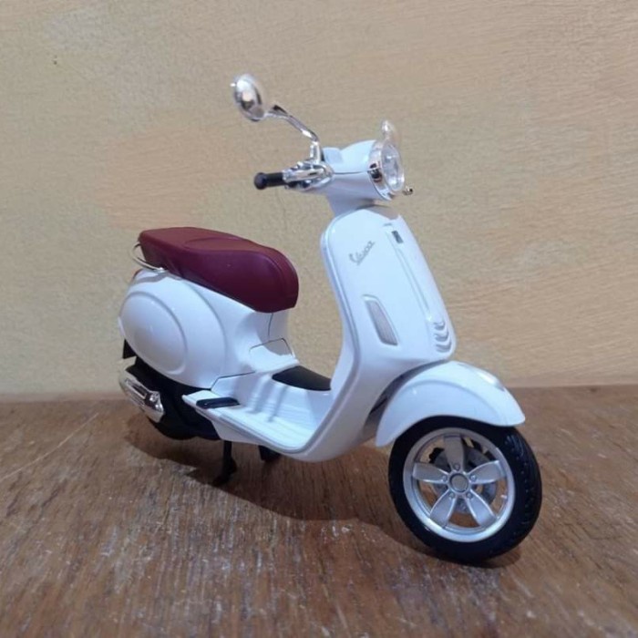✅New Miniatur Diecast Motor Vespa Primavera 1:12 Newray Bisa Gojek