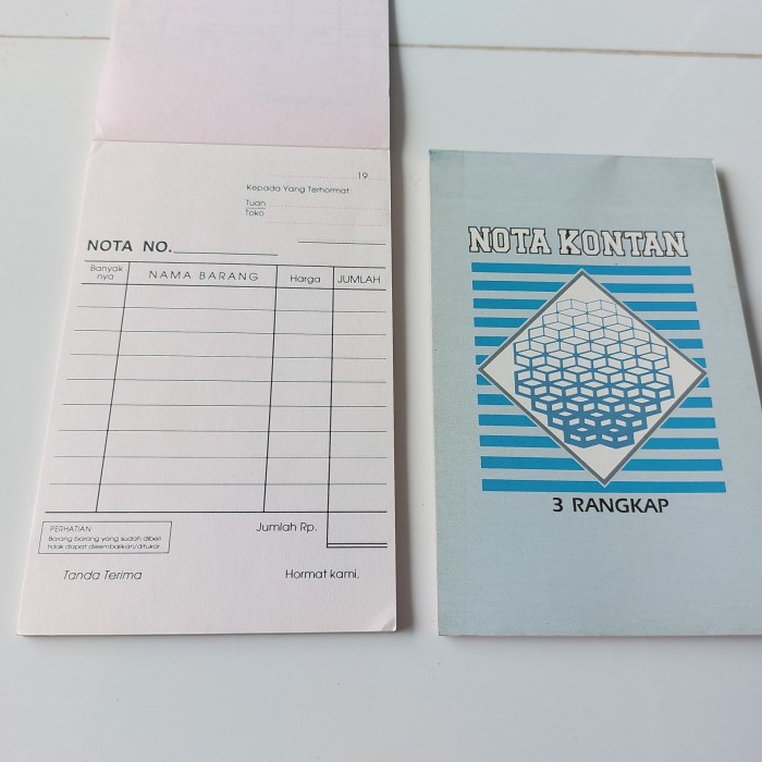 

Nota Murah 3 Rangkap Bukan NCR Tahun 1990 10x16cm 25 Rangkap 1 Buku
