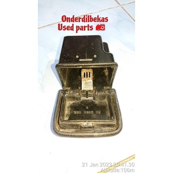 Asbak Ashtray Console Box Ford Laser Gl Tahun 1995