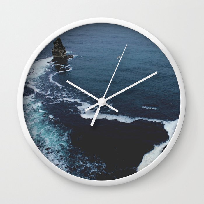 Jam Dinding Tebing Moher