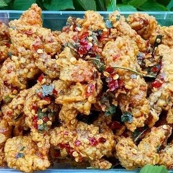 

keripik kulit ayam pedas 500g Non COD